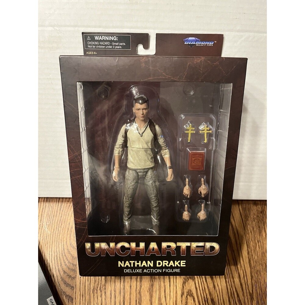 Uncharted (2022) Nathan Drake Deluxe 7” Scale Action Figure Diamond Select
